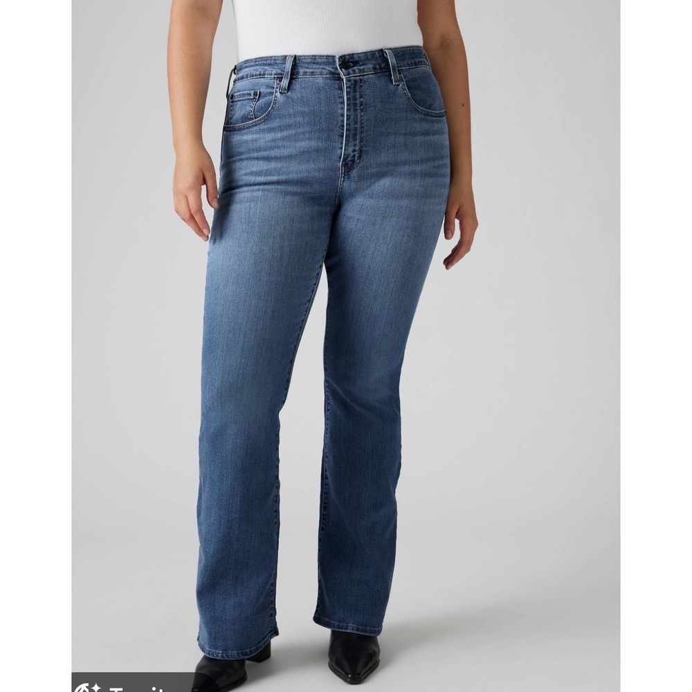 Levis 726 High Rise Flare Jeans Womens 22W Medium Wash Hypersoft Denim NWT